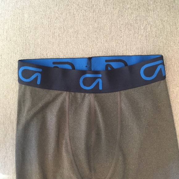 GapFit Leggings - Picture 2 of 3